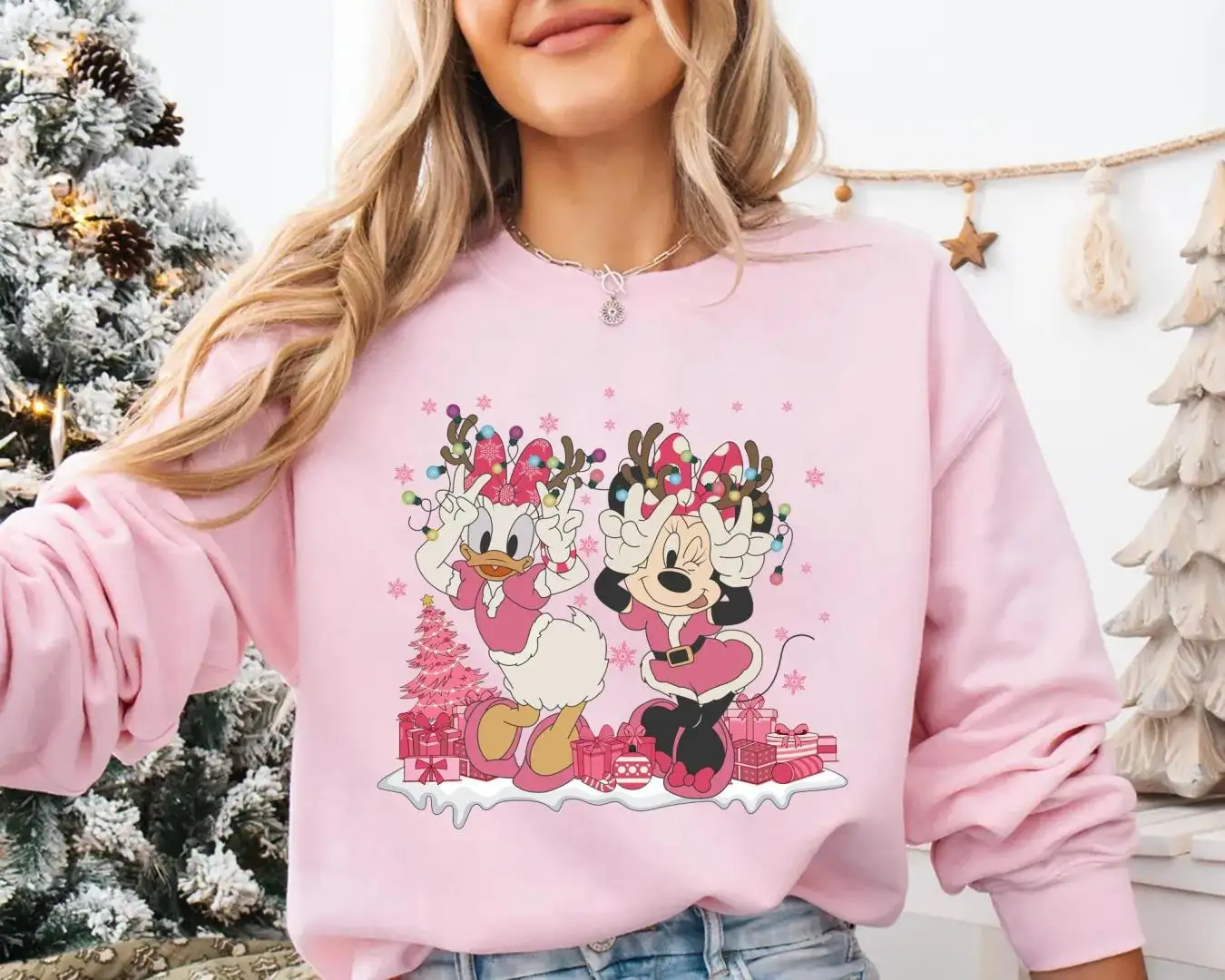 Minnie Daisy Pink Christmas Shirt for Disney Besties