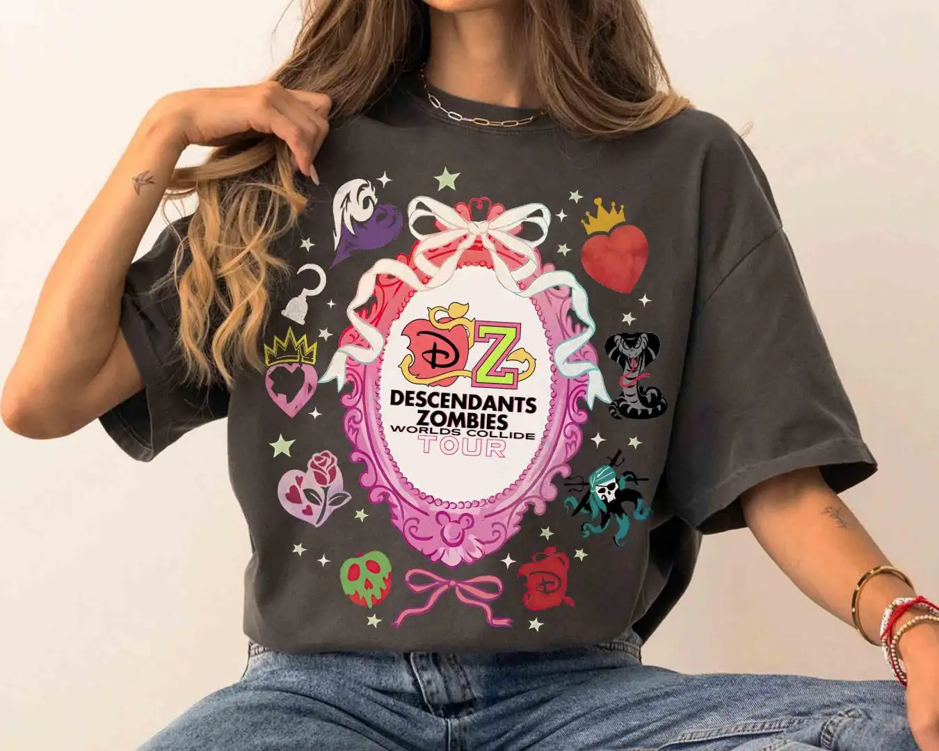 Coquette Bow Descendants Zombies World Tour Shirt
