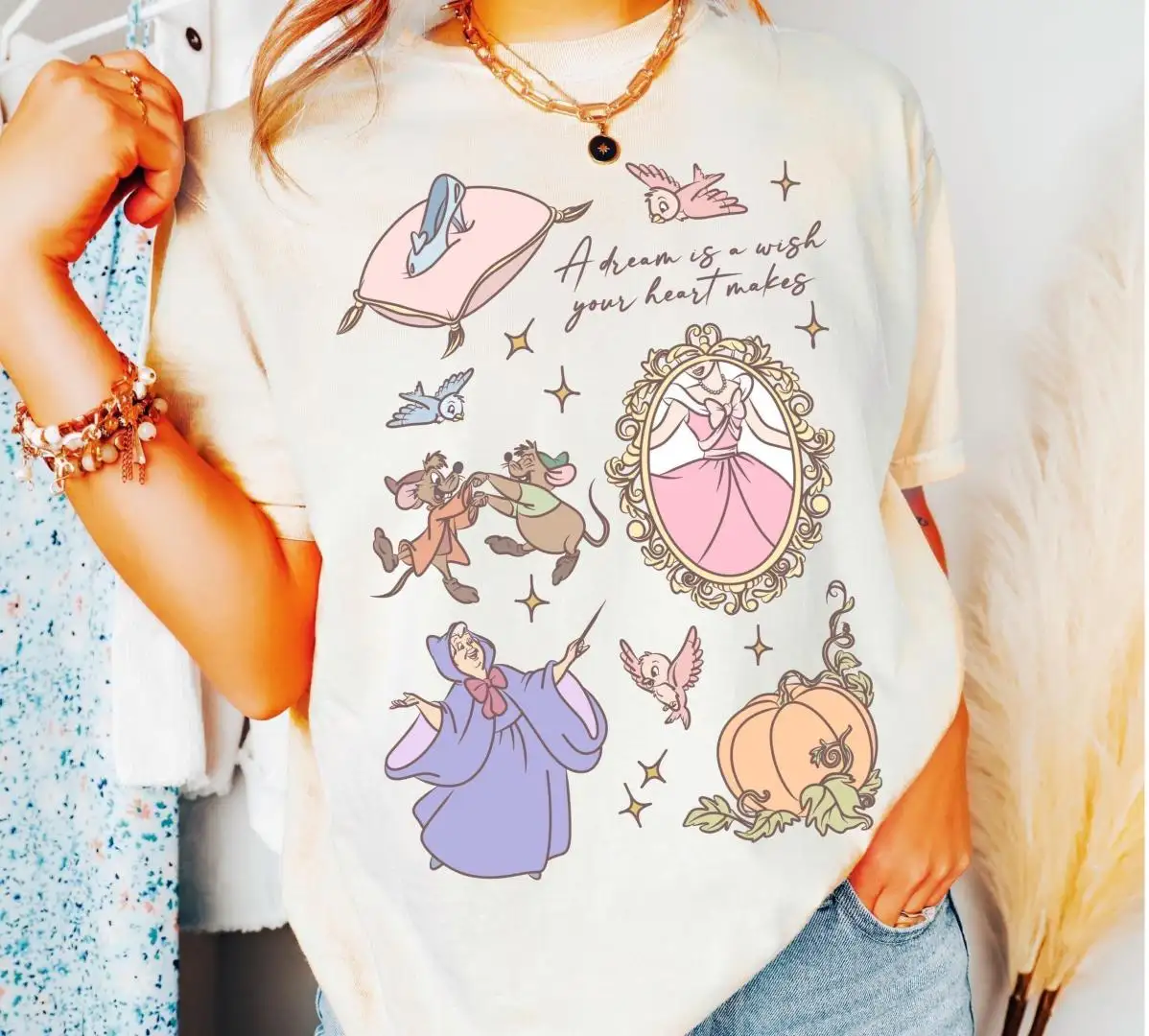 Coquette Bow Disney Castle Shirt for Girls Birthday Trip