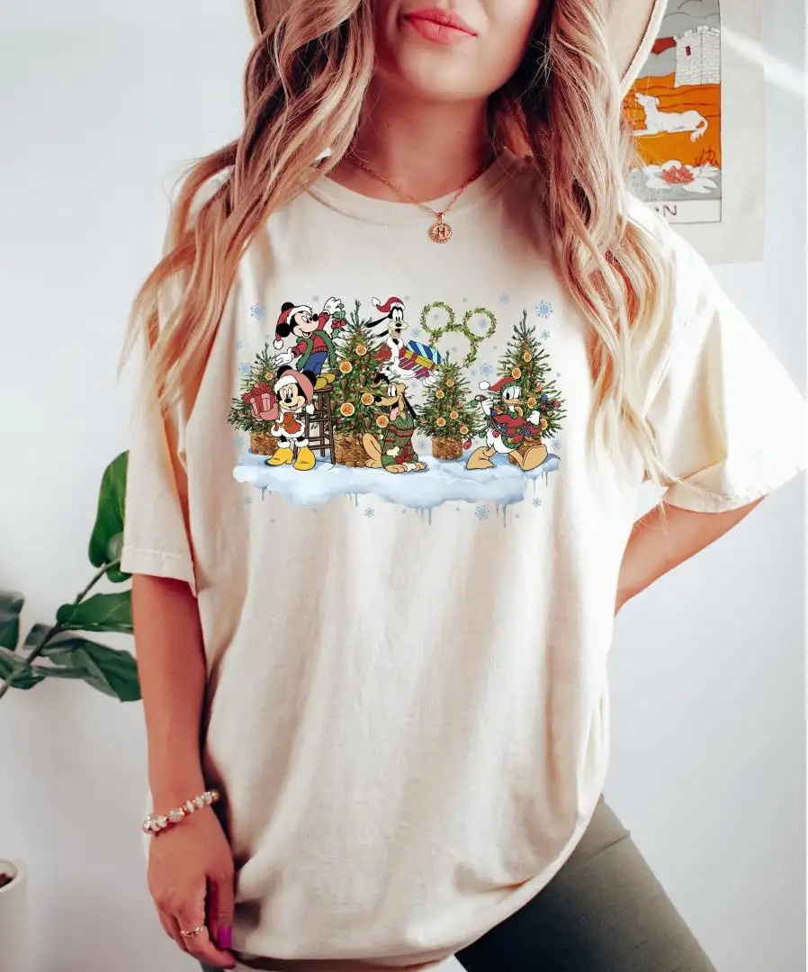 Disney Mickey and Friends Christmas Tree Shirt