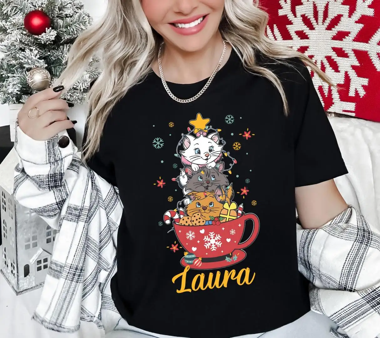 Disney The Aristocats Christmas Shirt, Very Merry Xmas Party 2025 Sweatshirt, Disneyland Cats Christmas Lights T-Shirt, Marie Cat Xmas Shirt