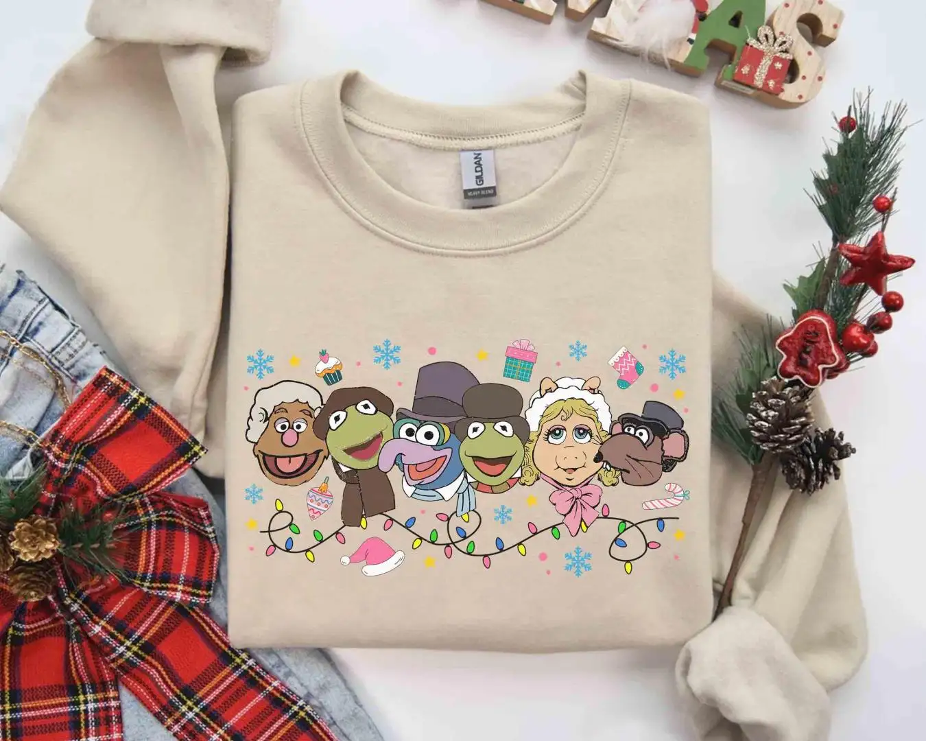 Disney Muppet Christmas Carol Group Shirt, Disneyland Trip, Disney Mickey's Very Merry Xmas Party Tee, Gonzo Piggy Kermit Xmas Light Tee