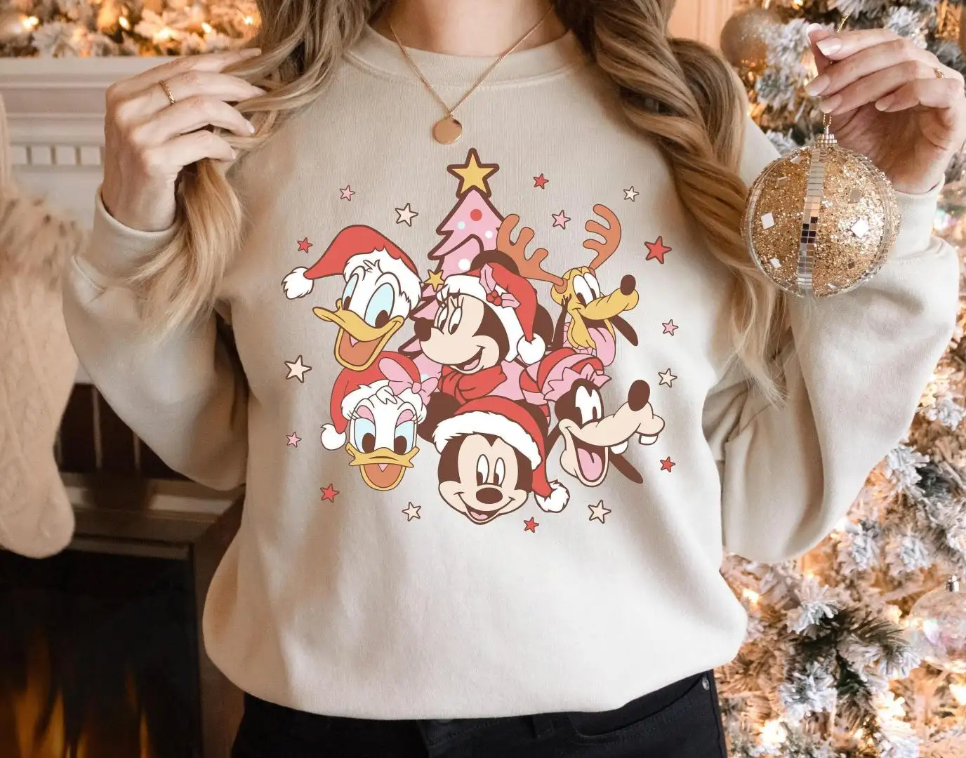 Disney Christmas Sweatshirt, Minnie Mickey Christmas Sweatshirt, Disney Group Shot Christmas Mickey And Friends Christmas Wreath Sweatshirt