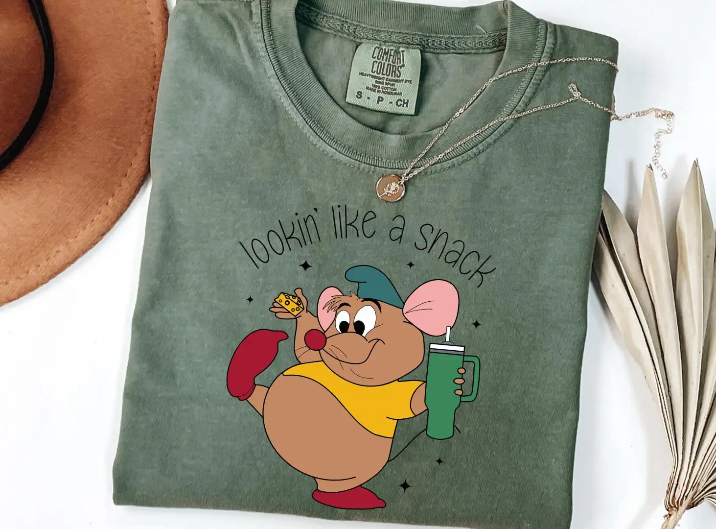 Comfort Colors Lookin Like A Snack Shirt, Family Christmas Shirt, Cute Gus Gus Shirt, Cinderella Shirt, Xmas Shırt, Disneyland Trip Shirt