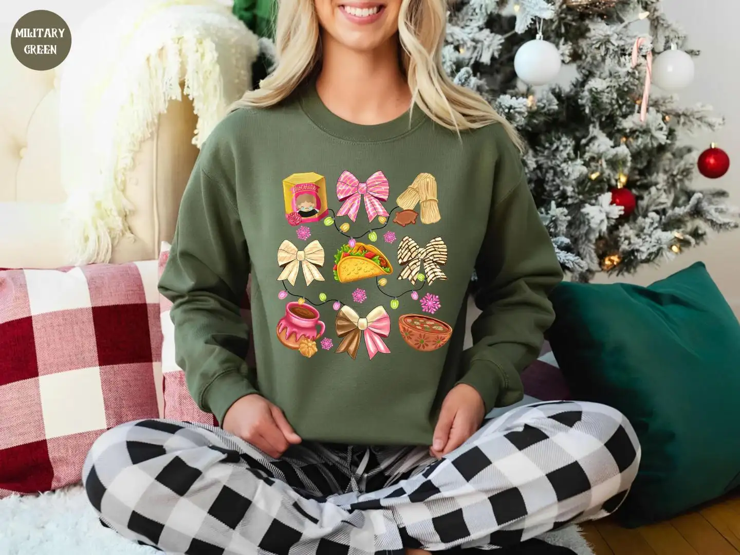 Coquette bows Mexican Christmas Hoodie, Taco Pan dulce tamales Mexican Christmas Sweatshirt, Feliz Navidad Sweatshirt, Latina Mom Gift
